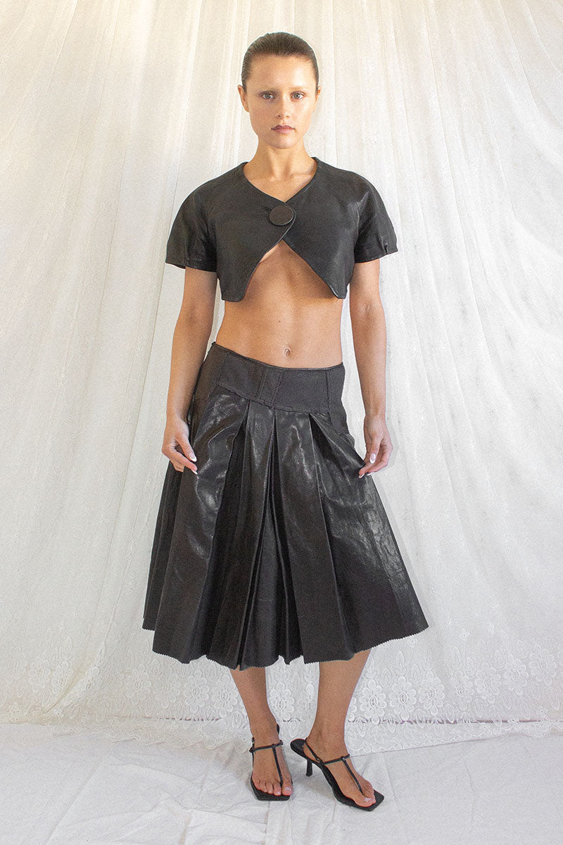 Donna Karan / 100% Leather Pleated Skirt