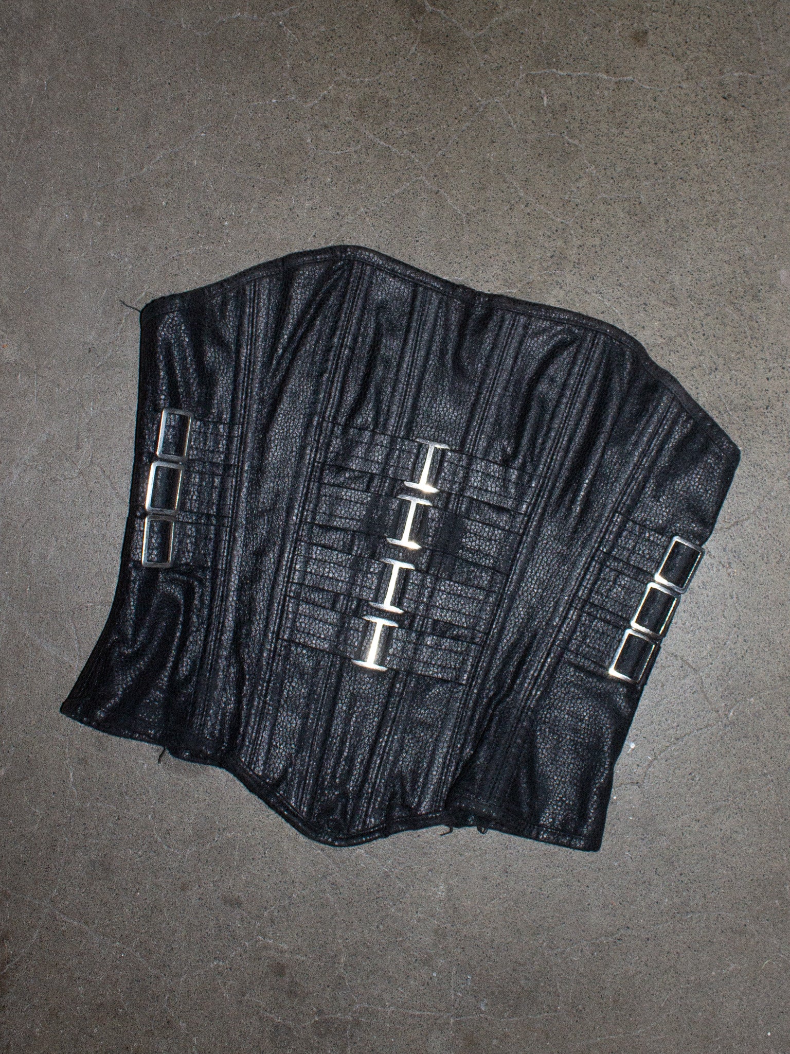 Vintage / 100% Leather Corset