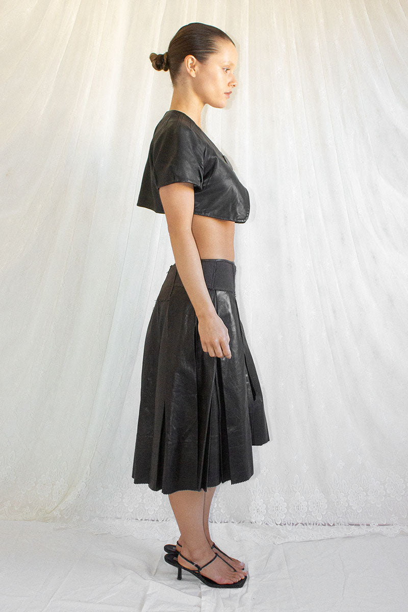 Donna Karan / 100% Leather Pleated Skirt