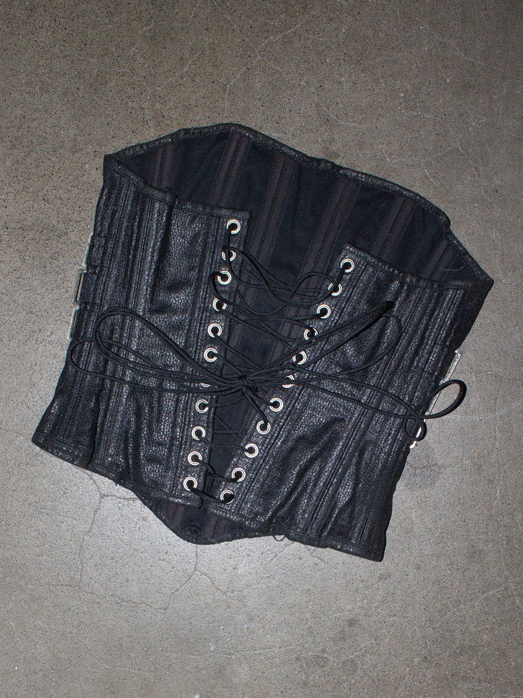 Vintage / 100% Leather Corset